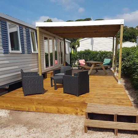 Frejus Tout Confort, Climatisation,Linge De Lit Et De Toilette, Coffre Fort, Ventilations Au Plafond Chambres Et Wifi Possible Exterior photo