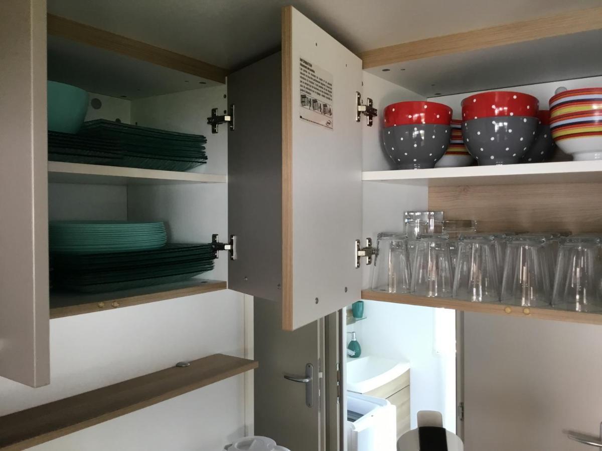 Frejus Tout Confort, Climatisation,Linge De Lit Et De Toilette, Coffre Fort, Ventilations Au Plafond Chambres Et Wifi Possible Exterior photo