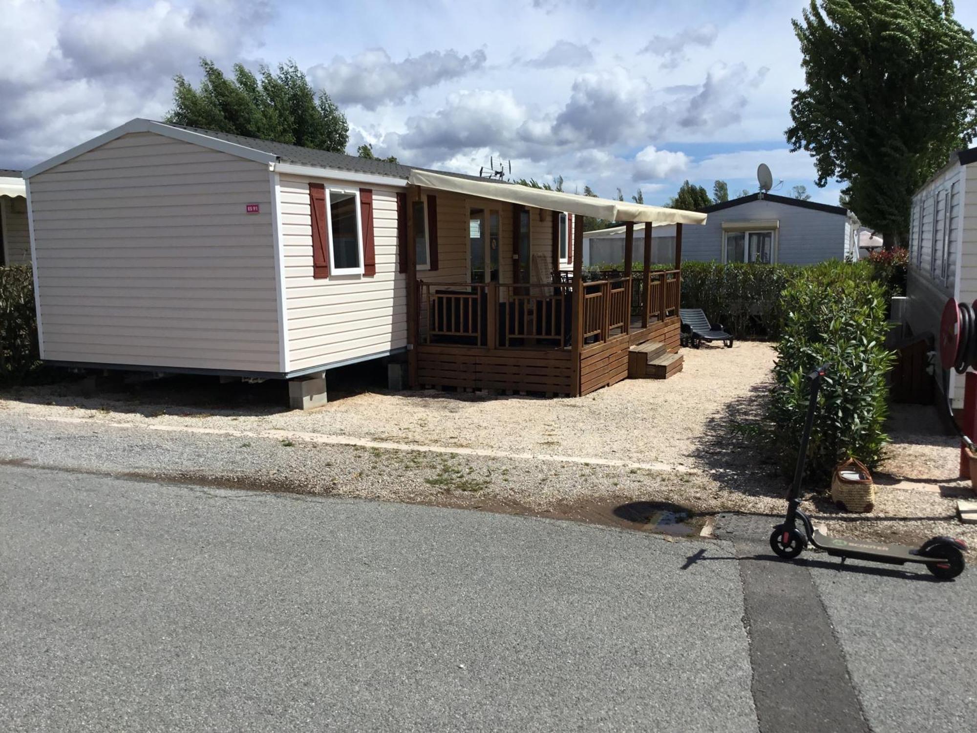 Frejus Tout Confort, Climatisation,Linge De Lit Et De Toilette, Coffre Fort, Ventilations Au Plafond Chambres Et Wifi Possible Exterior photo