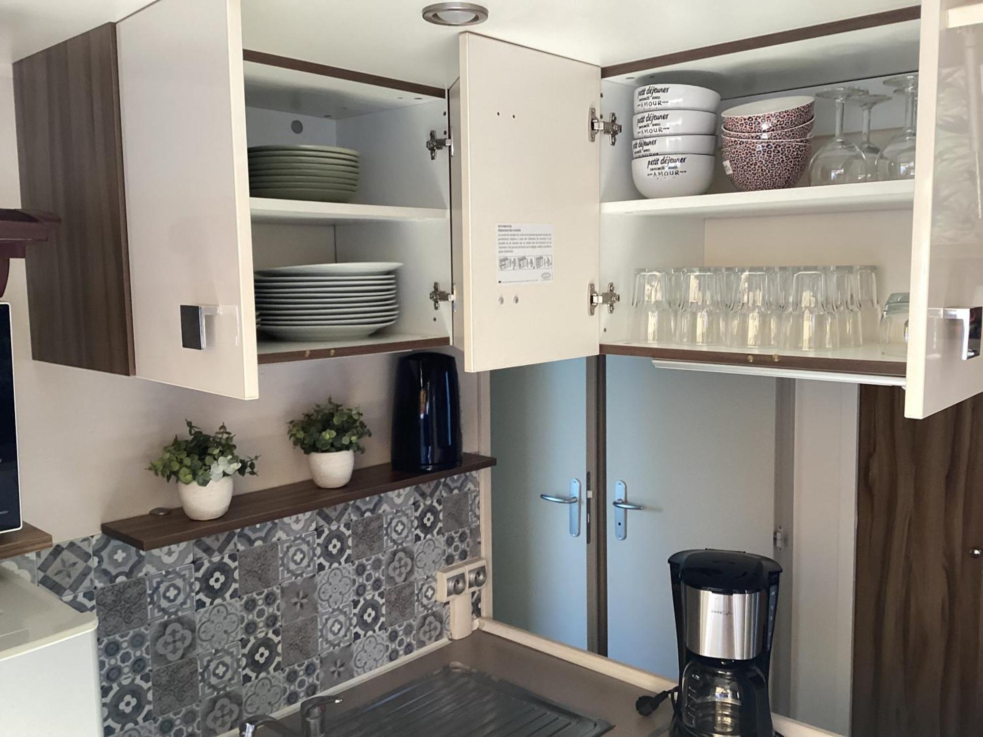Frejus Tout Confort, Climatisation,Linge De Lit Et De Toilette, Coffre Fort, Ventilations Au Plafond Chambres Et Wifi Possible Exterior photo