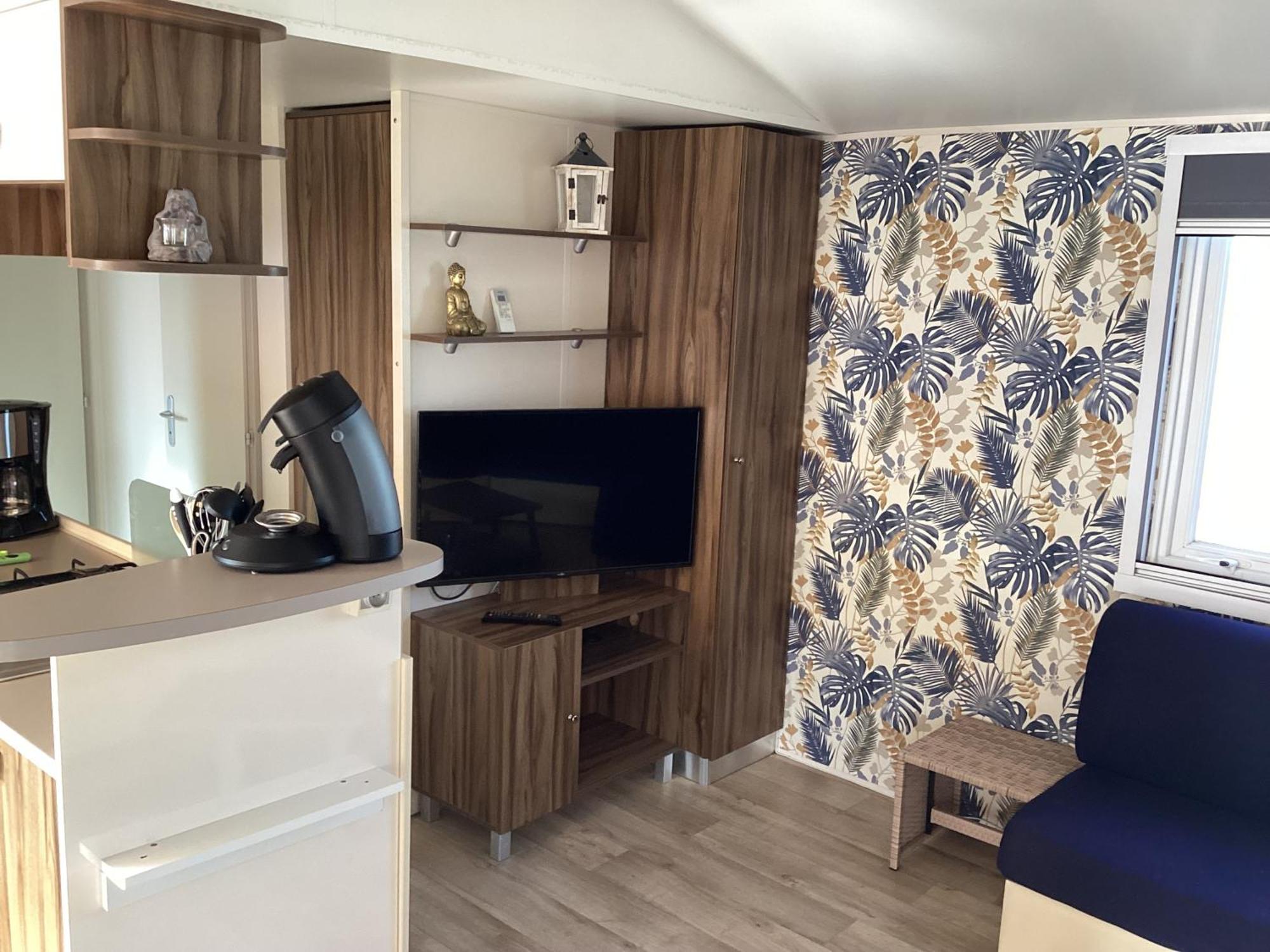 Frejus Tout Confort, Climatisation,Linge De Lit Et De Toilette, Coffre Fort, Ventilations Au Plafond Chambres Et Wifi Possible Exterior photo