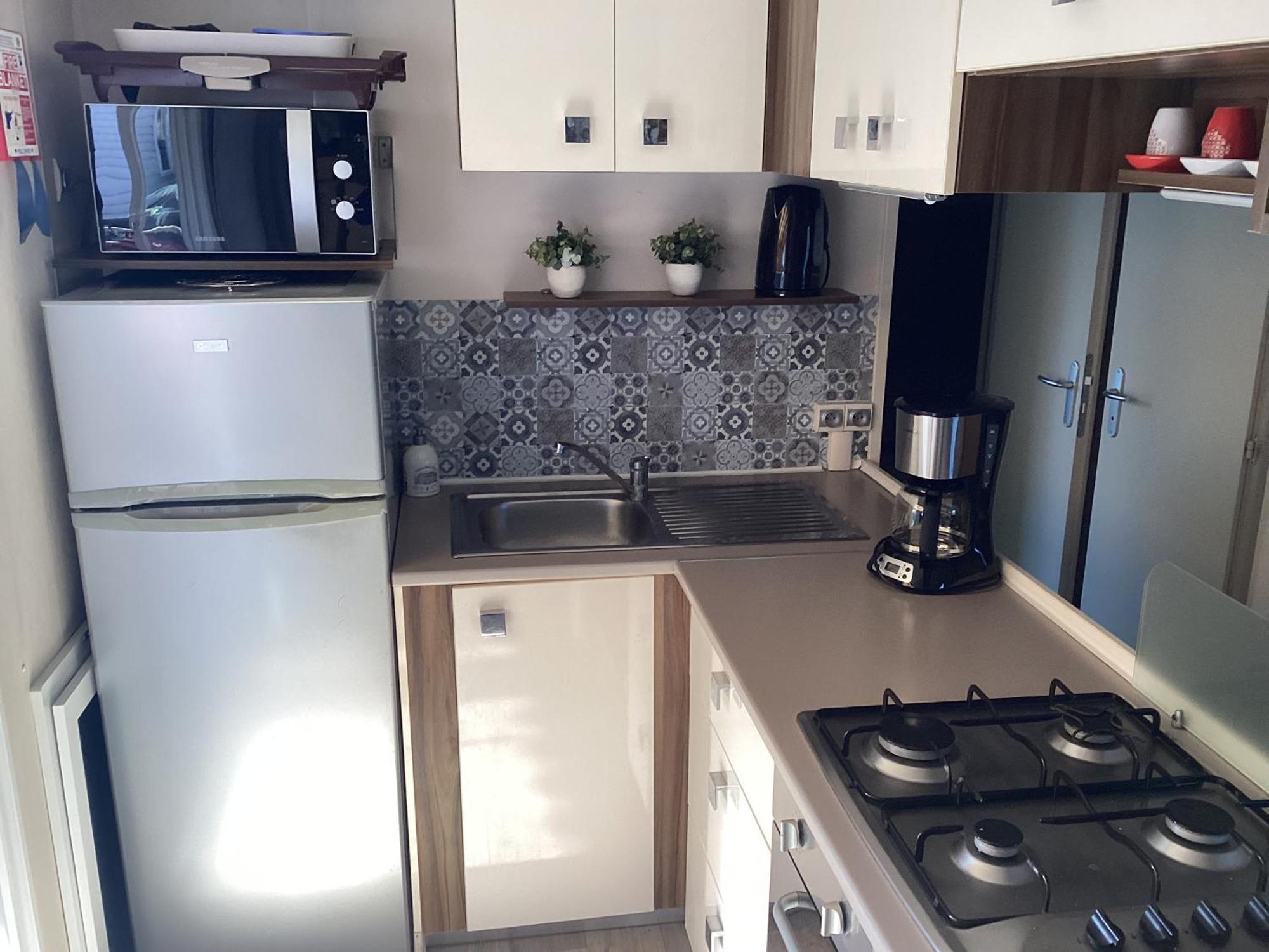 Frejus Tout Confort, Climatisation,Linge De Lit Et De Toilette, Coffre Fort, Ventilations Au Plafond Chambres Et Wifi Possible Exterior photo