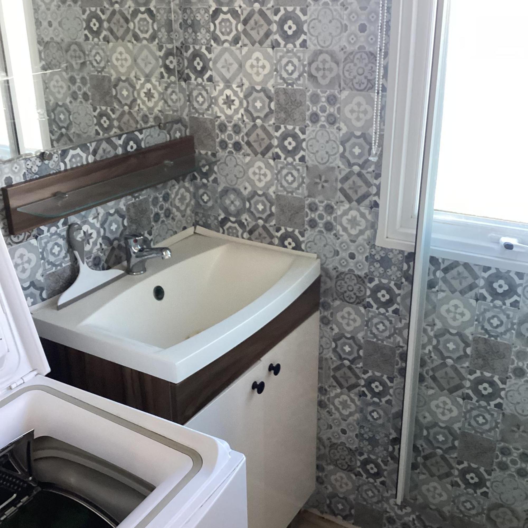 Frejus Tout Confort, Climatisation,Linge De Lit Et De Toilette, Coffre Fort, Ventilations Au Plafond Chambres Et Wifi Possible Exterior photo